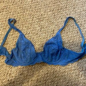 blue lace underwire Aerie bra